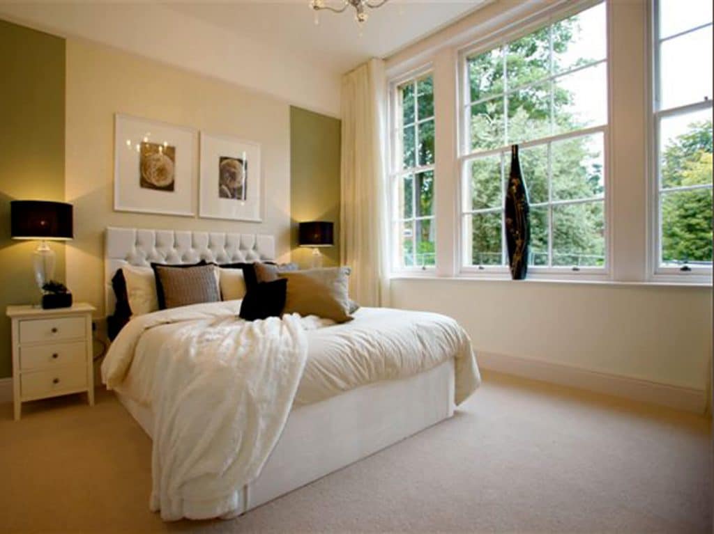 Sash window specialist Ventrolla has offered its royal touch to the transformation of Georgian mansion, the grove, into a number of modern residential apartments.