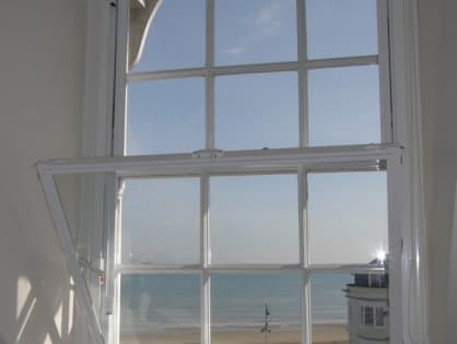 Single or Double? A Guide to Choosing Glazing