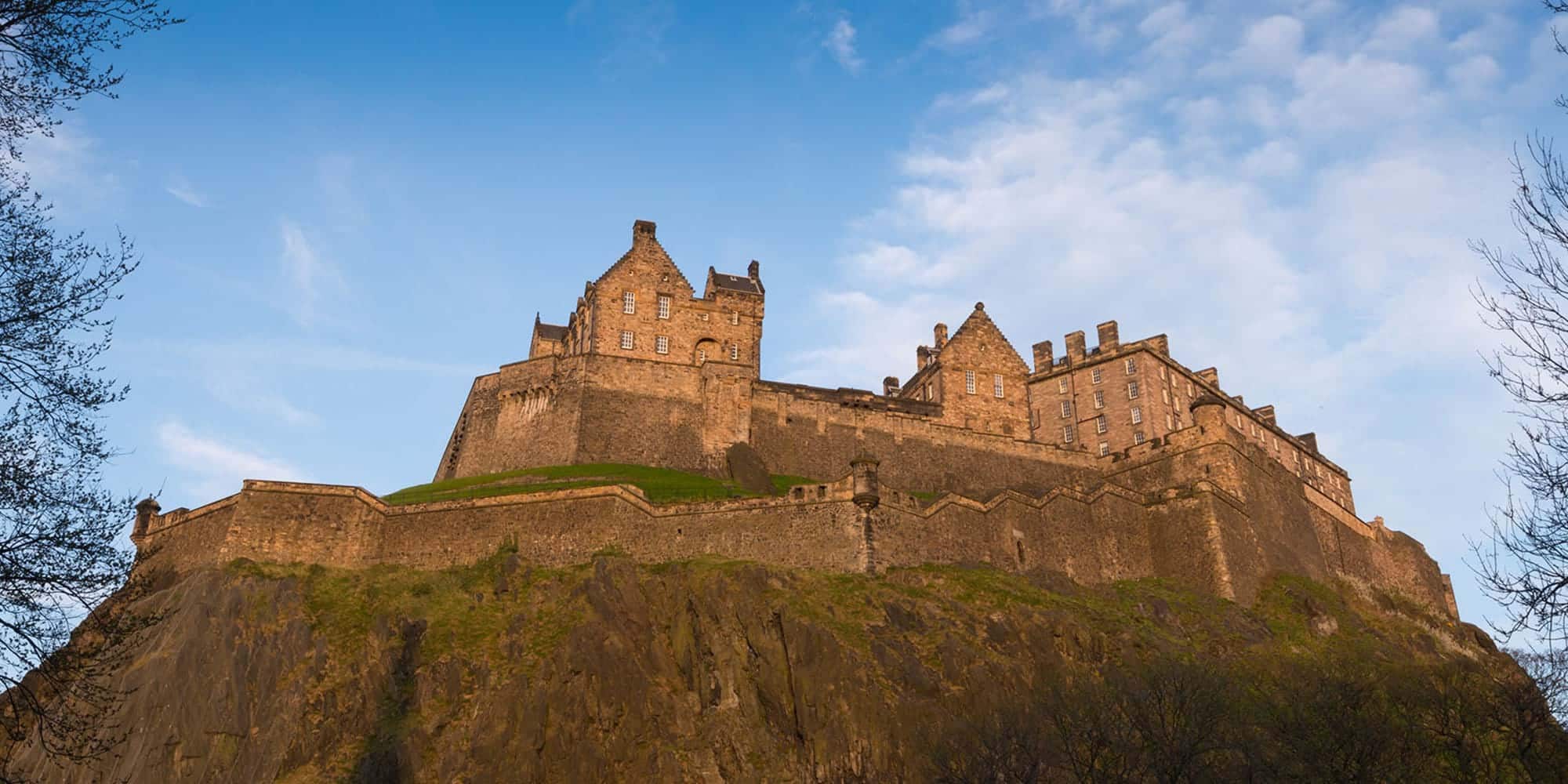 4 historic buildings in Edinburgh with gorgeous timber windows